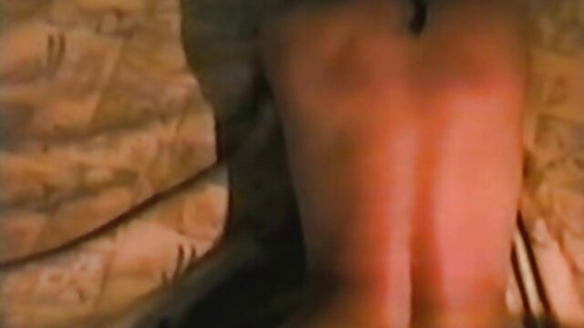 Strašan :  Zategnuta tinejdžerska guza sex porno filmovi za lupanje Seksi video 